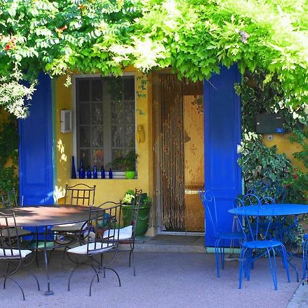 La Sarrasine Hotel Villes-sur-Auzon Buitenkant foto