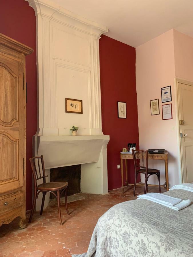 La Sarrasine Hotel Villes-sur-Auzon Buitenkant foto