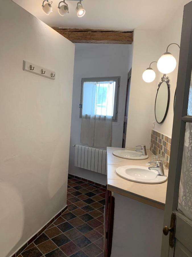 La Sarrasine Hotel Villes-sur-Auzon Buitenkant foto