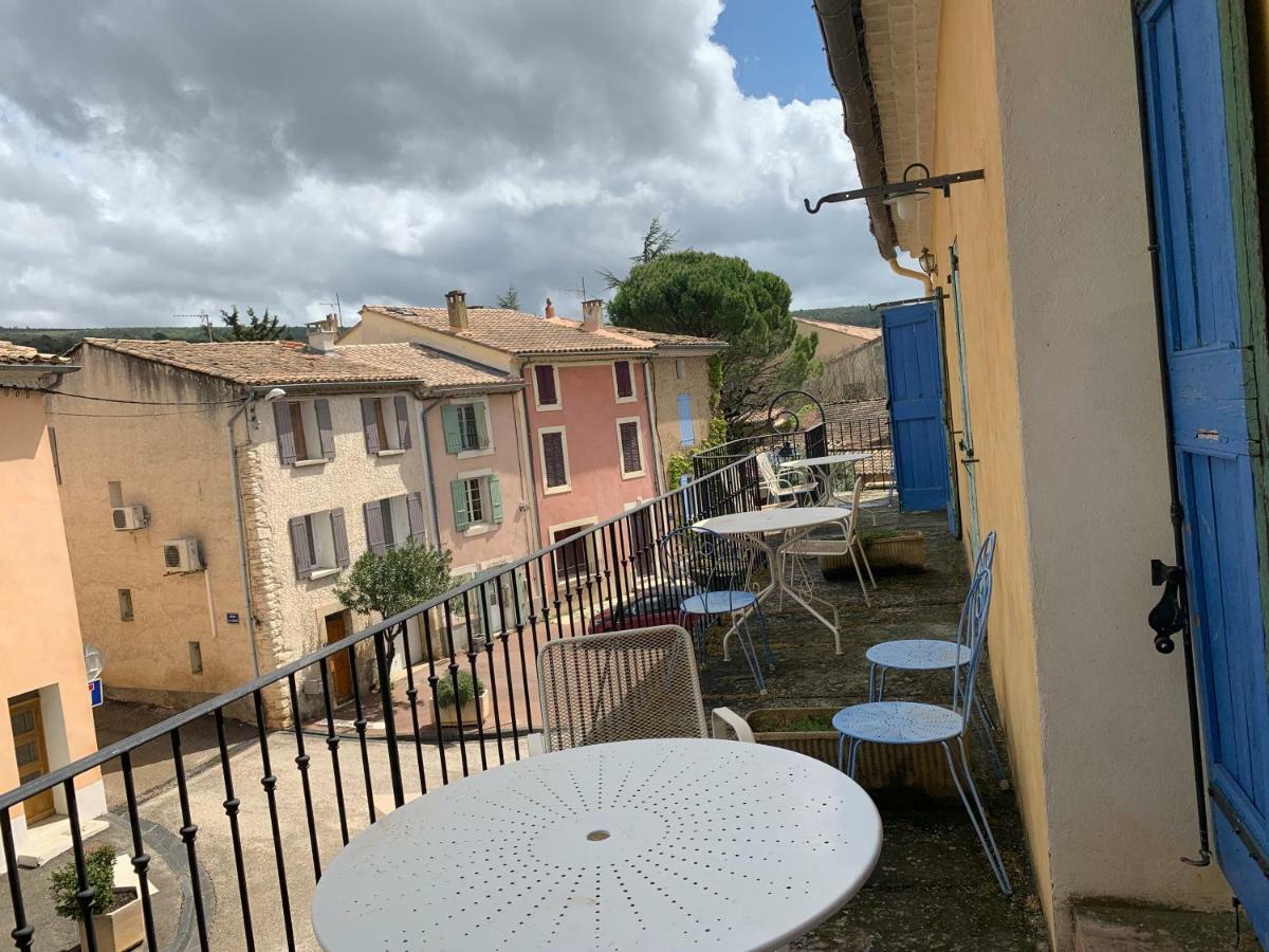 La Sarrasine Hotel Villes-sur-Auzon Buitenkant foto