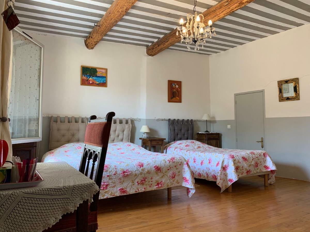 La Sarrasine Hotel Villes-sur-Auzon Buitenkant foto